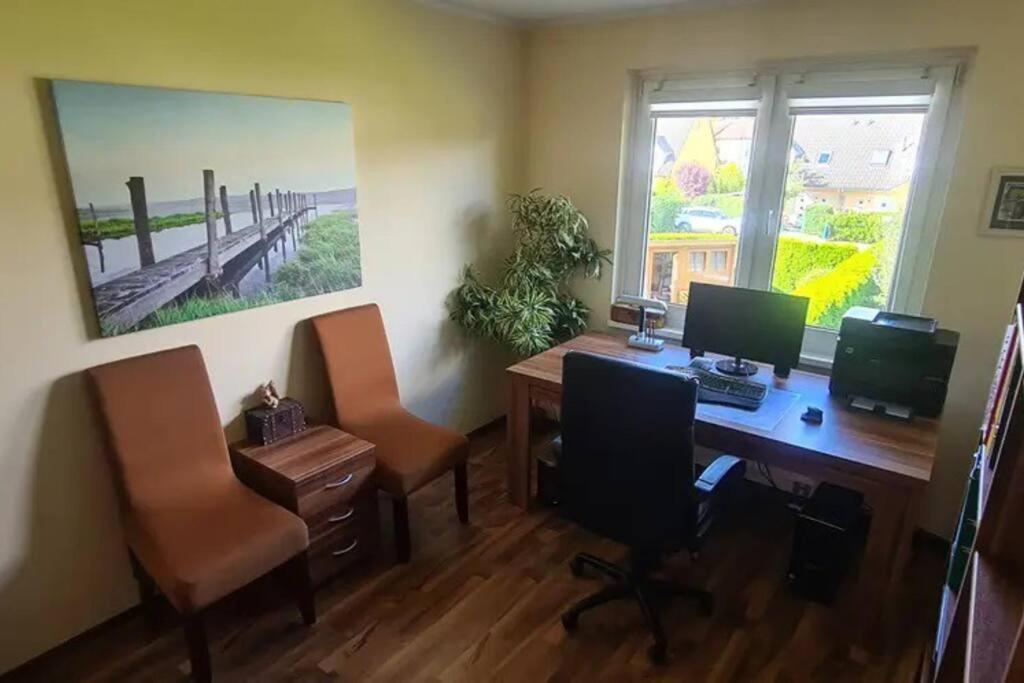 Modern Townhouse, Quiet And Close To The Centre. Berlino